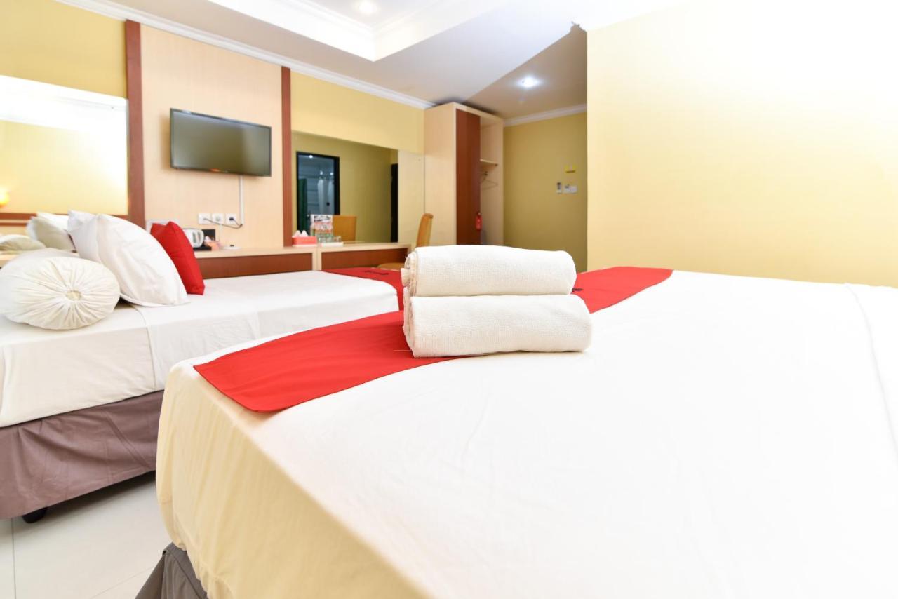 Reddoorz Plus Near Mall Bali Galeria 2 Denpasar  Luaran gambar