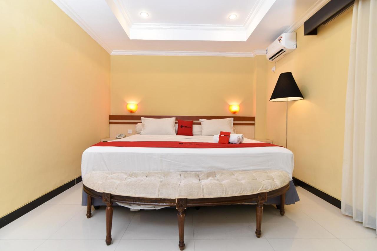 Reddoorz Plus Near Mall Bali Galeria 2 Denpasar  Luaran gambar