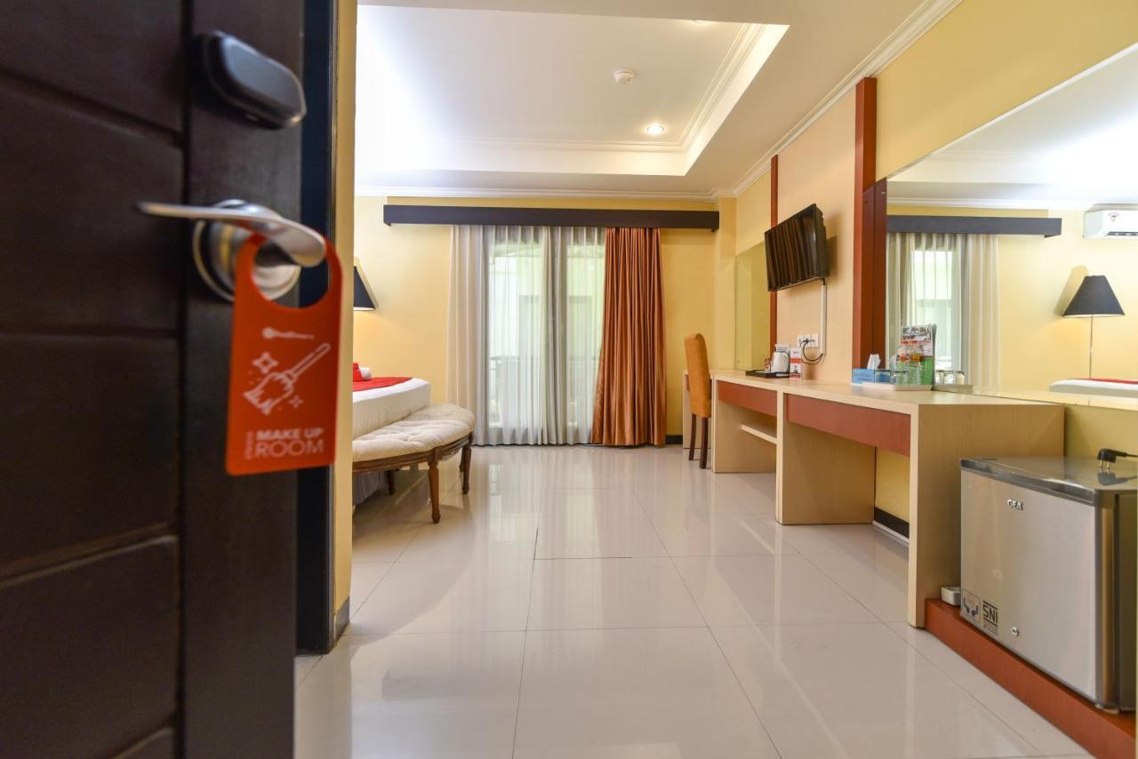 Reddoorz Plus Near Mall Bali Galeria 2 Denpasar  Luaran gambar