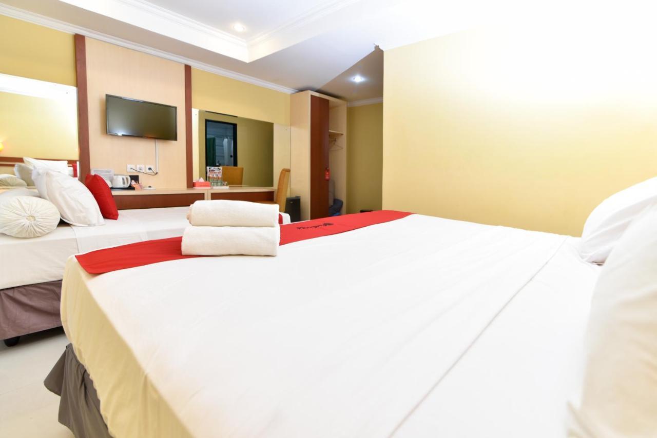 Reddoorz Plus Near Mall Bali Galeria 2 Denpasar  Luaran gambar